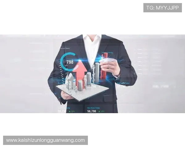 尊龙在线打造专业的客服团队，全天候为玩家提供贴心服务确保每一次游戏体验都顺畅愉快